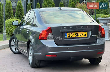 Седан Volvo S40 2011 в 