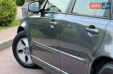Седан Volvo S40 2011 в 