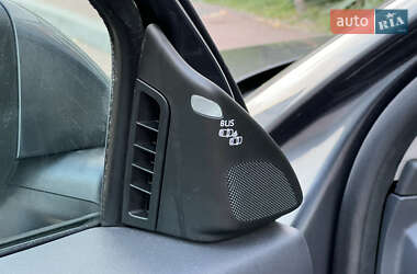 Седан Volvo S40 2011 в 