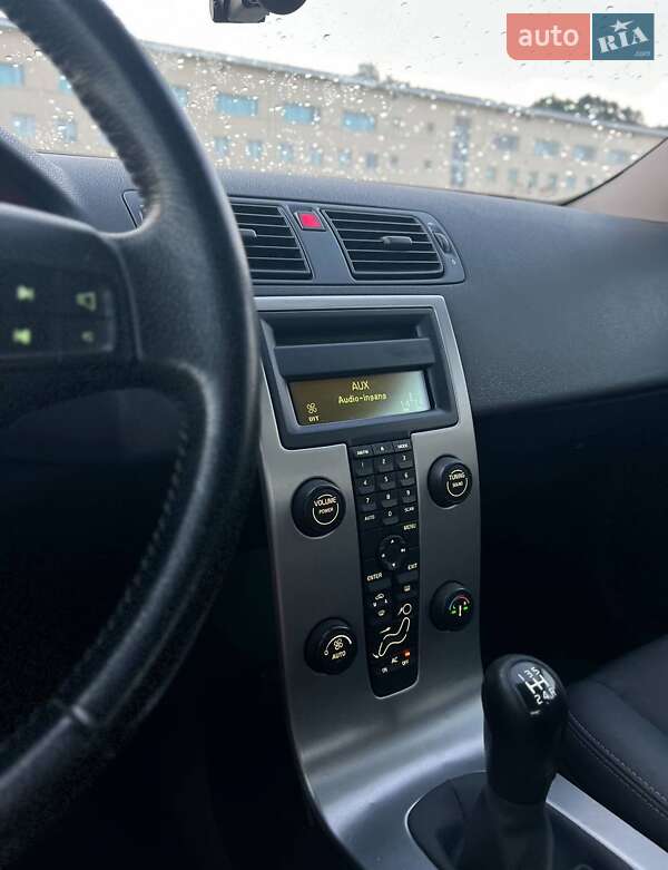 Седан Volvo S40 2006 в Киеве