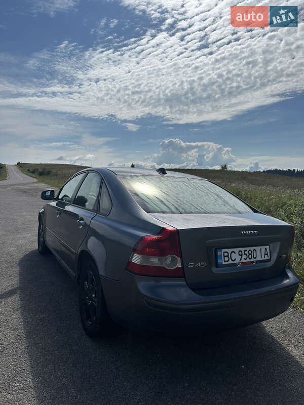 Седан Volvo S40 2006 в Турке