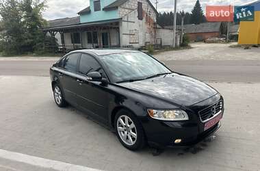 Седан Volvo S40 2011 в 