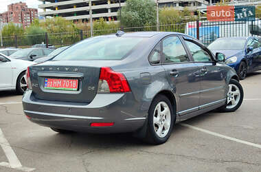 Седан Volvo S40 2011 в 