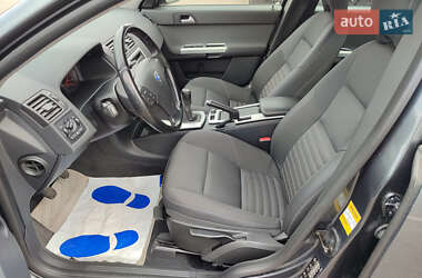 Седан Volvo S40 2011 в 