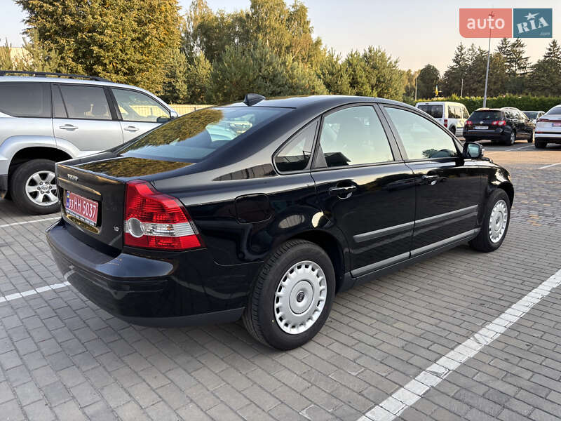 Седан Volvo S40 2006 в Луцке фото 3 Седан Volvo S40 2006 в Луцке