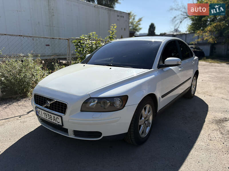 Седан Volvo S40 2006 в Киеве