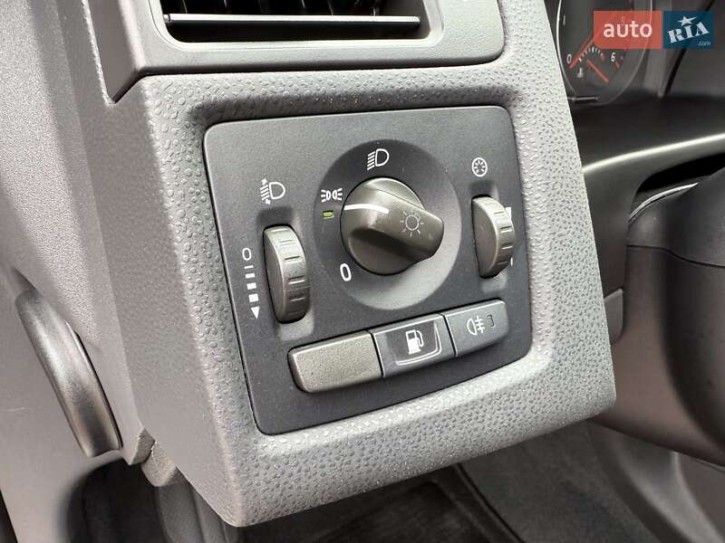 Седан Volvo S40 2010 в Стрые