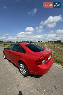 Седан Volvo S40 2010 в 