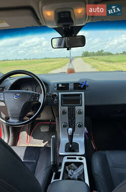 Седан Volvo S40 2010 в 