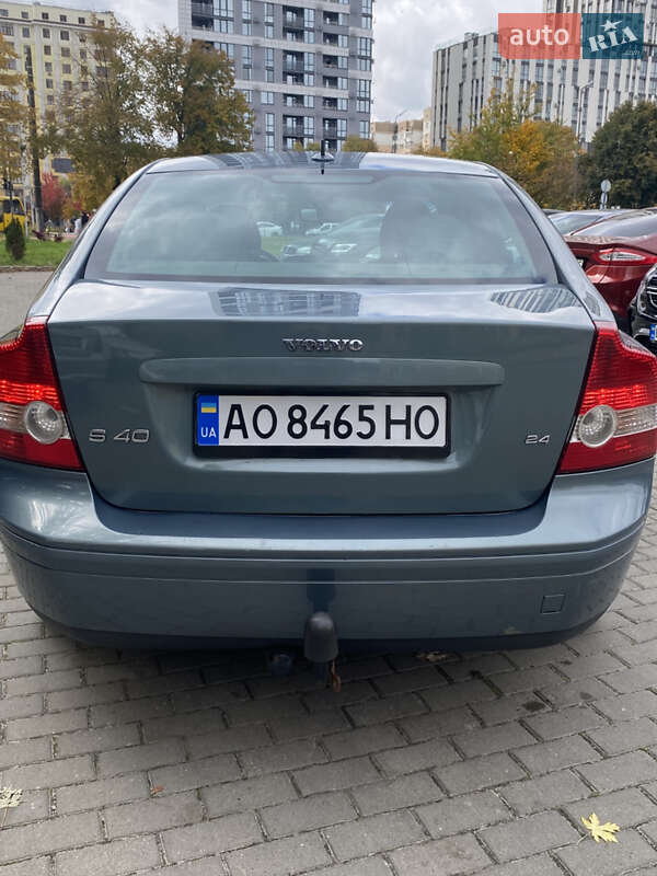 Седан Volvo S40 2004 в Львове