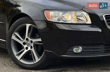 Седан Volvo S40 2012 в 