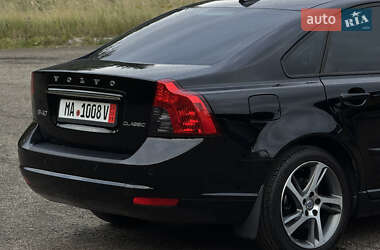 Седан Volvo S40 2012 в 