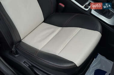 Седан Volvo S40 2012 в 