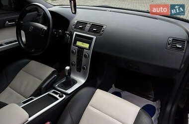 Седан Volvo S40 2012 в 