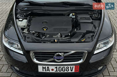 Седан Volvo S40 2012 в 