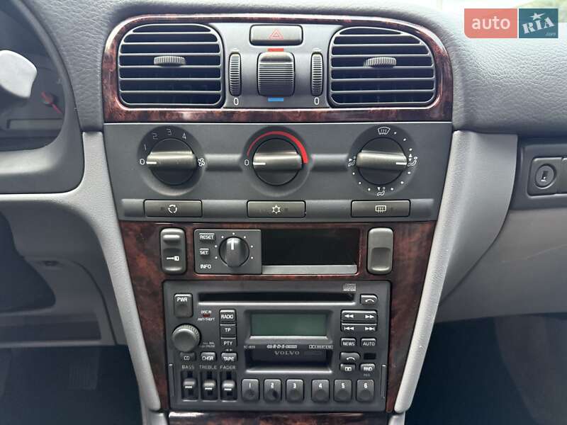 Седан Volvo S40 2000 в Львове фото 34 Седан Volvo S40 2000 в Львове