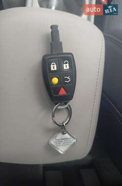 Седан Volvo S40 2005 в  фото 13 Седан Volvo S40 2005 в