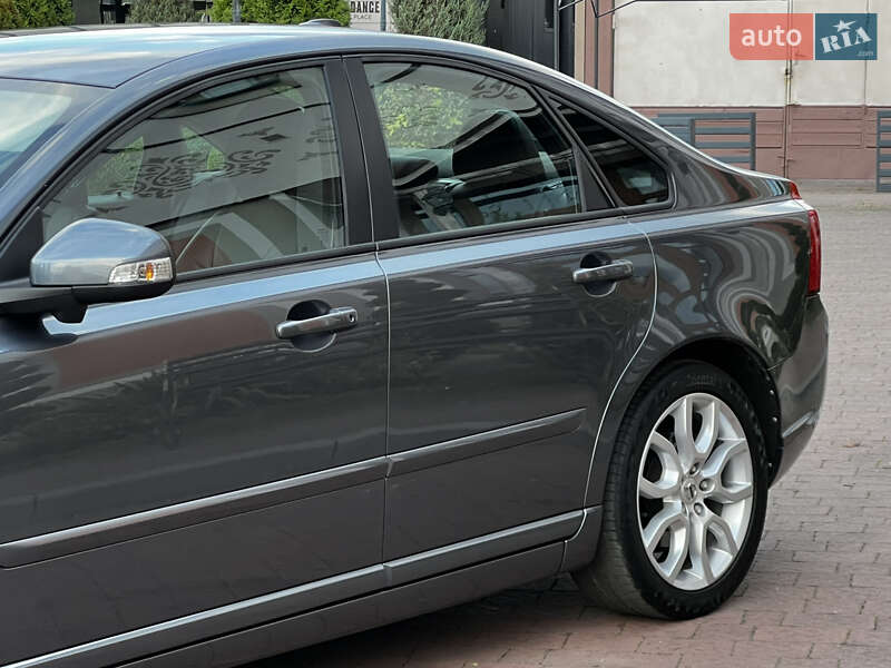 Седан Volvo S40 2011 в Стрые фото 19 Седан Volvo S40 2011 в Стрые
