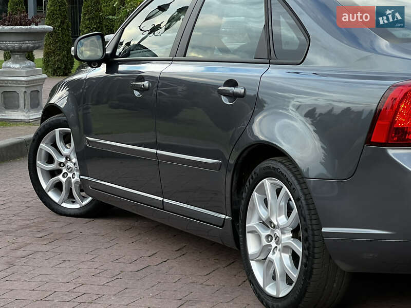 Седан Volvo S40 2011 в Стрые фото 43 Седан Volvo S40 2011 в Стрые