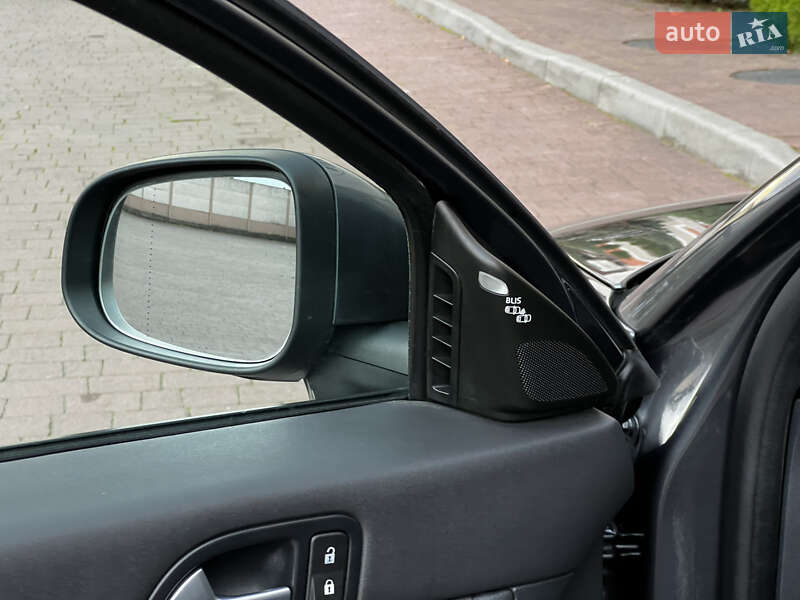 Седан Volvo S40 2011 в Стрые фото 79 Седан Volvo S40 2011 в Стрые