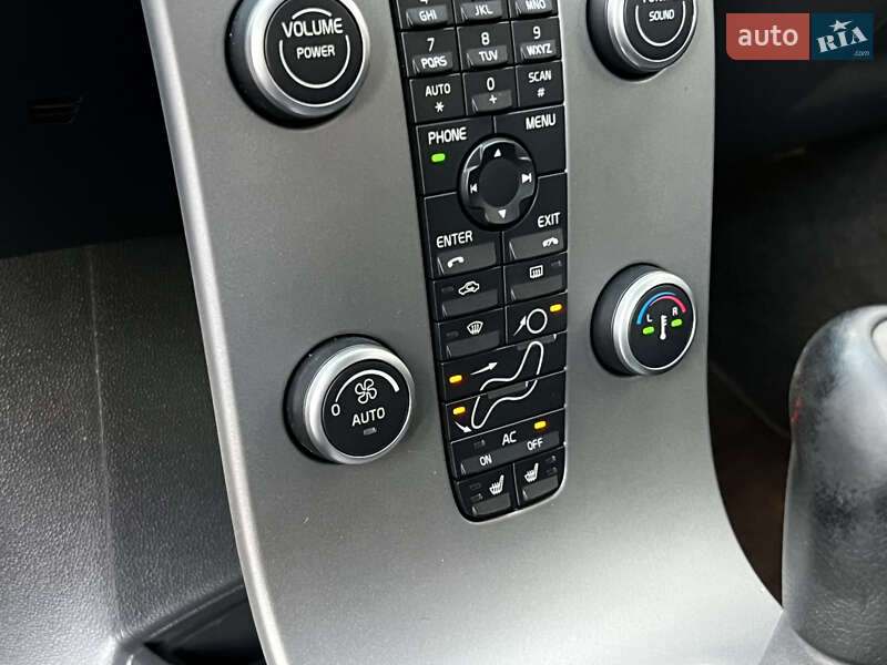 Седан Volvo S40 2011 в Стрые фото 88 Седан Volvo S40 2011 в Стрые