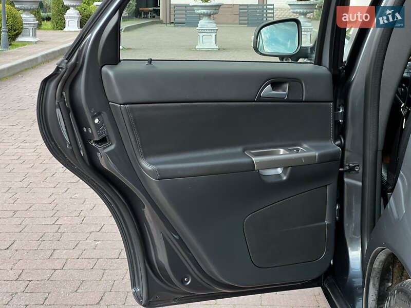 Седан Volvo S40 2011 в Стрые фото 92 Седан Volvo S40 2011 в Стрые