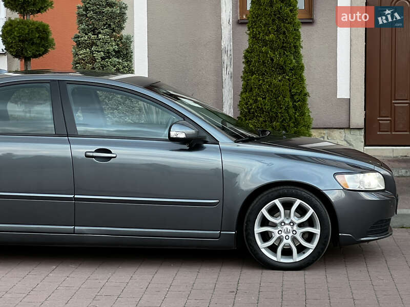 Седан Volvo S40 2011 в Стрые фото 99 Седан Volvo S40 2011 в Стрые