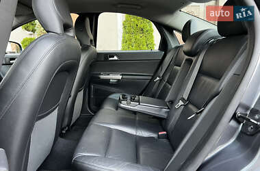 Седан Volvo S40 2011 в  фото 97 Седан Volvo S40 2011 в