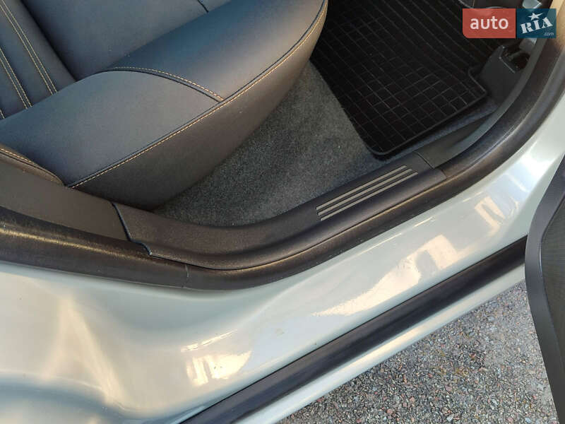 Седан Volvo S40 2011 в Киеве фото 25 Седан Volvo S40 2011 в Киеве