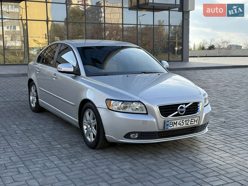 Седан Volvo S40 2012 в Днепре