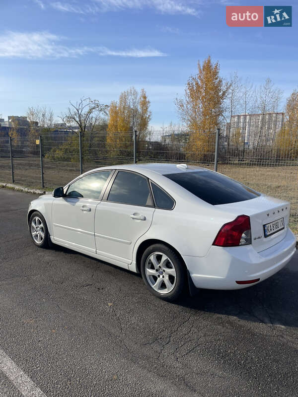 Седан Volvo S40 2012 в Києві фото 4 Седан Volvo S40 2012 в Києві