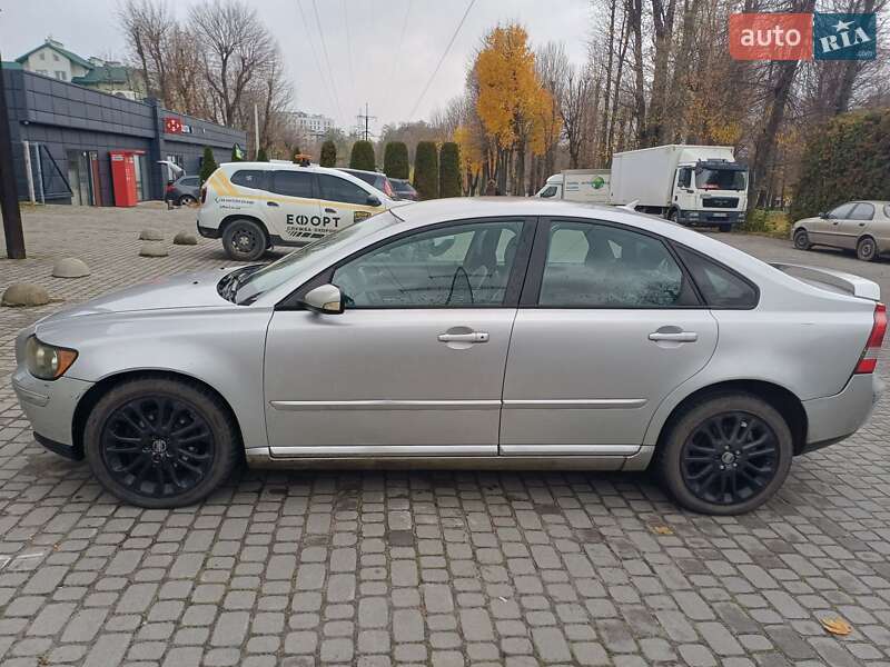 Седан Volvo S40 2004 в Винниках фото 6 Седан Volvo S40 2004 в Винниках