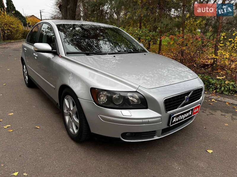 Седан Volvo S40 2005 в Киеве