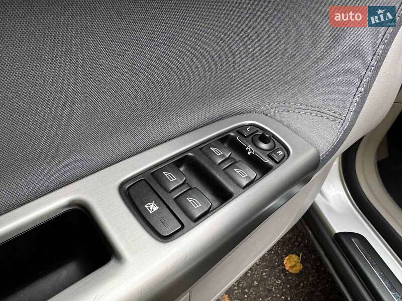 Седан Volvo S40 2005 в Киеве