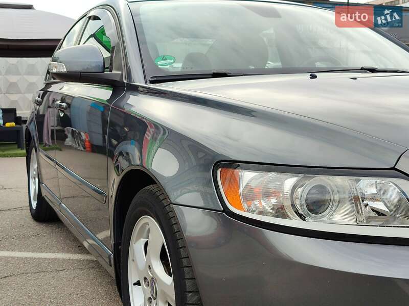 Седан Volvo S40 2011 в Киеве фото 21 Седан Volvo S40 2011 в Киеве