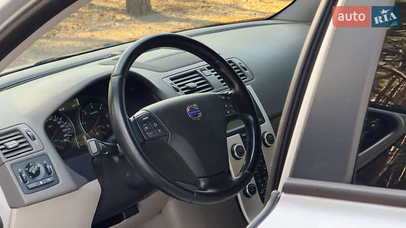 Седан Volvo S40 2012 в Дніпрі фото 38 Седан Volvo S40 2012 в Дніпрі