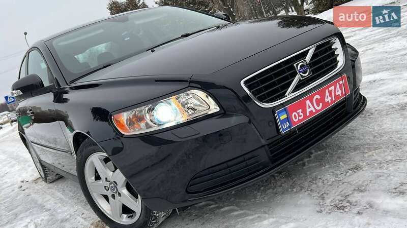 Седан Volvo S40 2010 в Луцьку