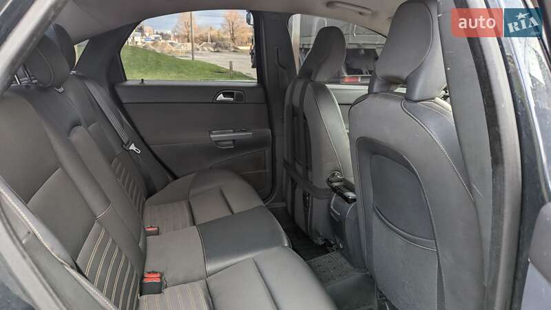 Седан Volvo S40 2009 в Киеве фото 10 Седан Volvo S40 2009 в Киеве