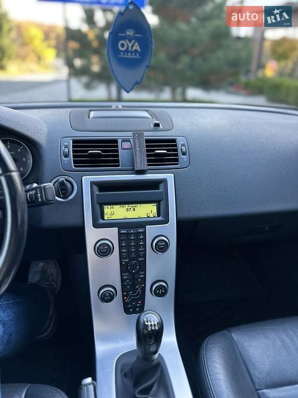 Седан Volvo S40 2011 в Ужгороде