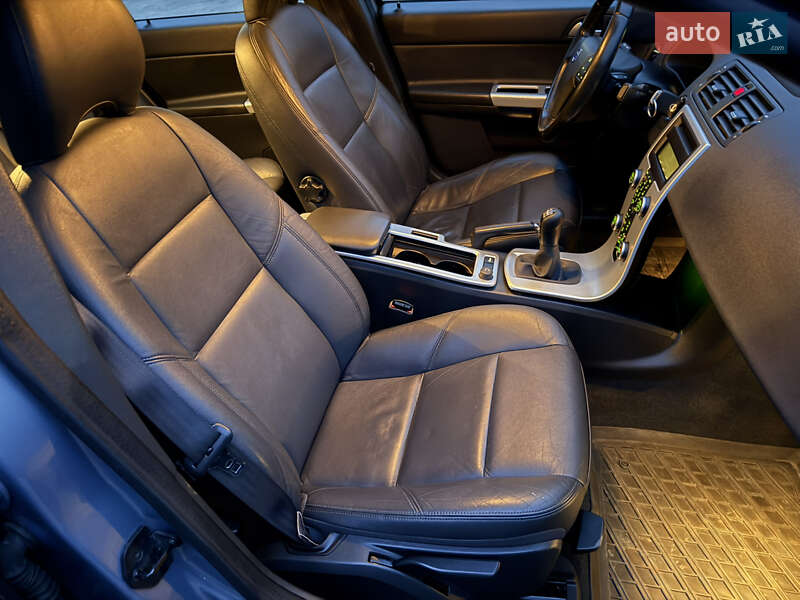 Седан Volvo S40 2012 в Житомирі