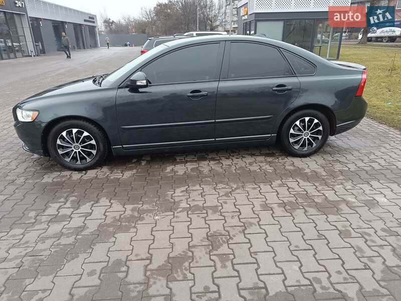 Седан Volvo S40 2009 в Шептицькому