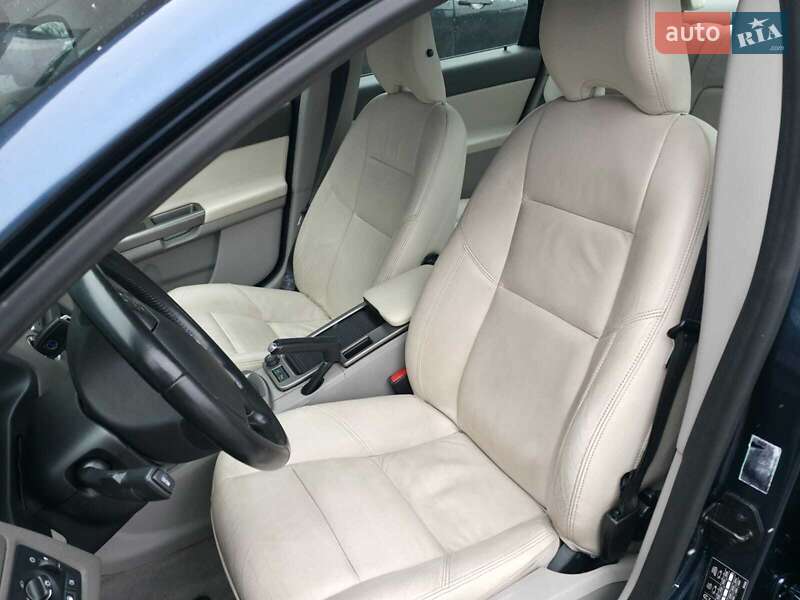 Седан Volvo S40 2011 в Івано-Франківську