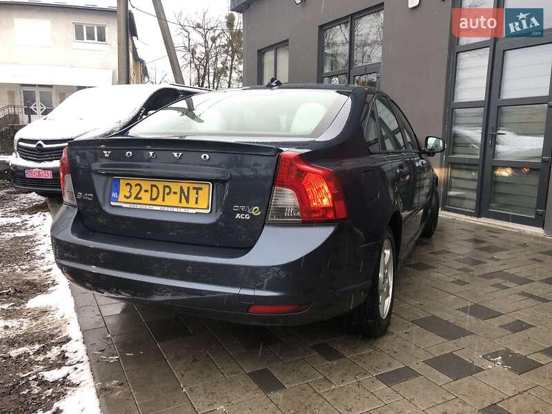 Седан Volvo S40 2011 в Івано-Франківську
