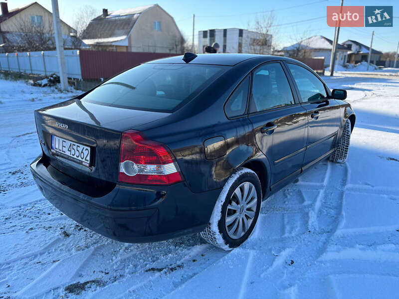 Седан Volvo S40 2005 в Киеве фото 5 Седан Volvo S40 2005 в Киеве