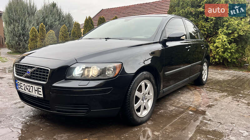 Седан Volvo S40 2004 в Кривом Роге
