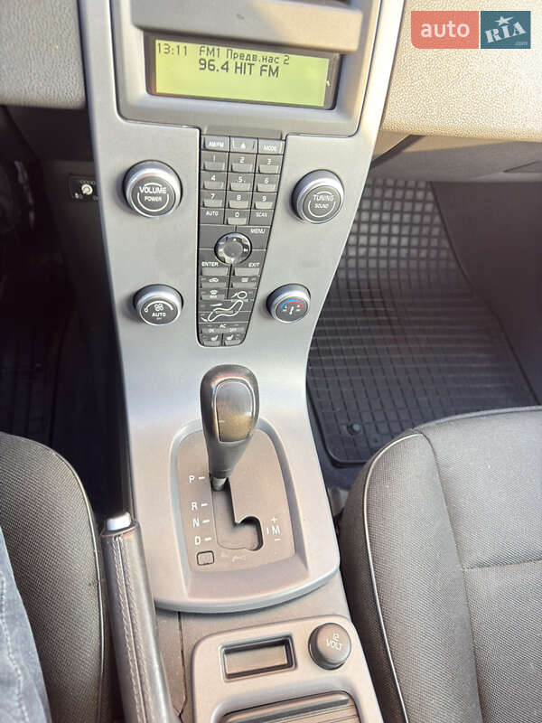 Седан Volvo S40 2012 в Киеве