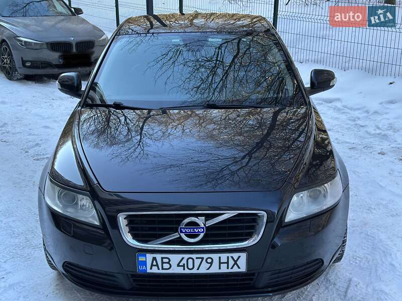 Седан Volvo S40 2011 в Виннице