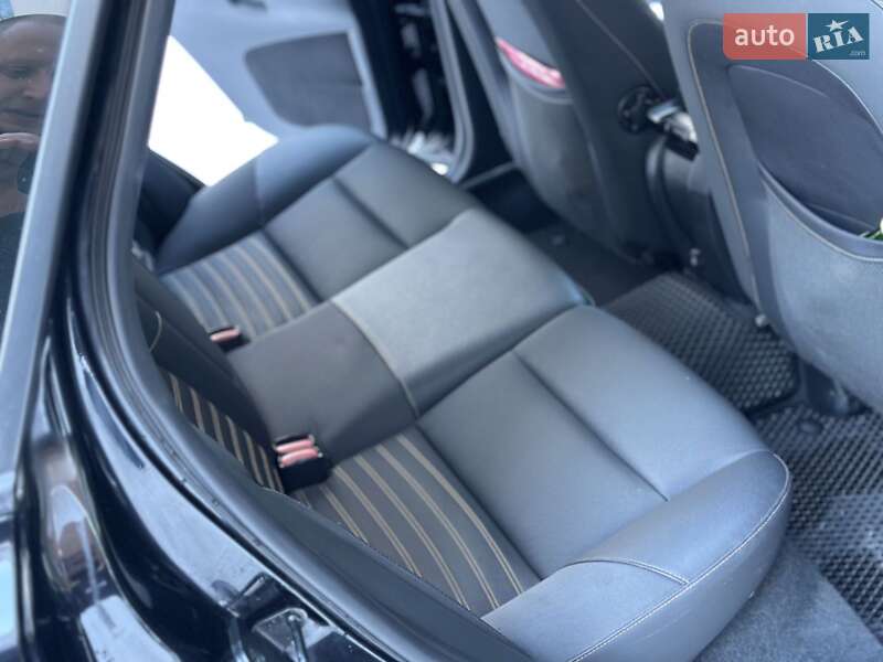 Седан Volvo S40 2011 в Виннице