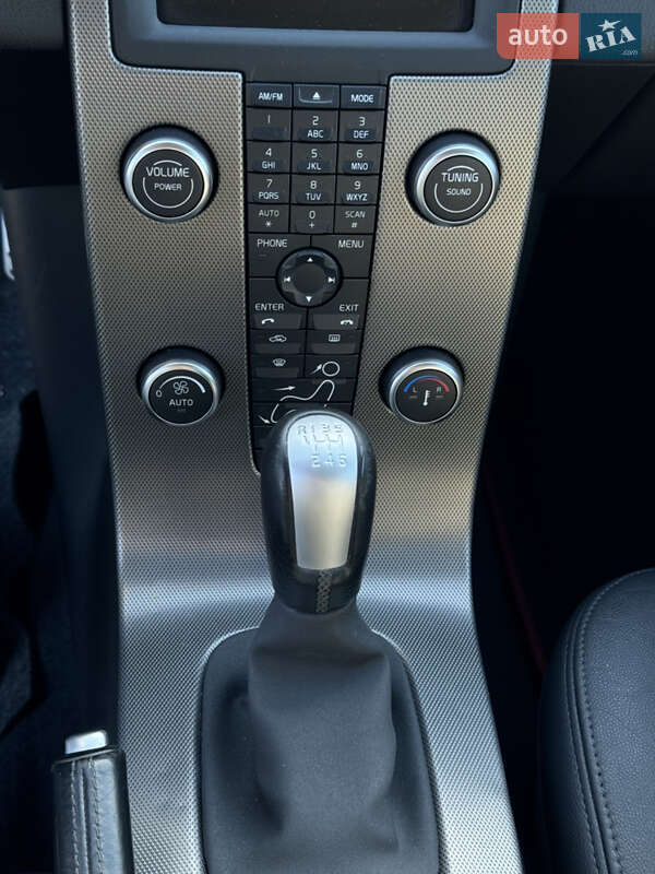 Седан Volvo S40 2011 в Стрые фото 28 Седан Volvo S40 2011 в Стрые