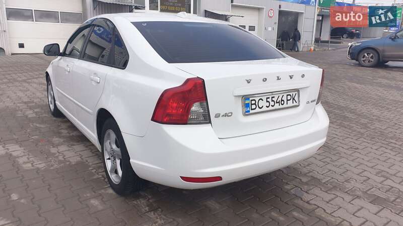 Седан Volvo S40 2011 в Хмельницькому